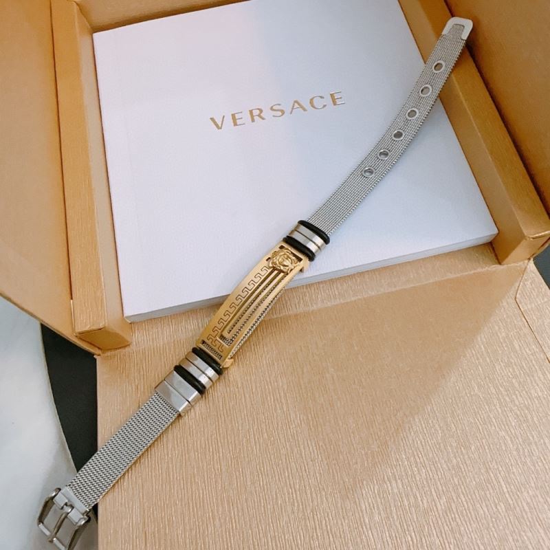 VERSACE